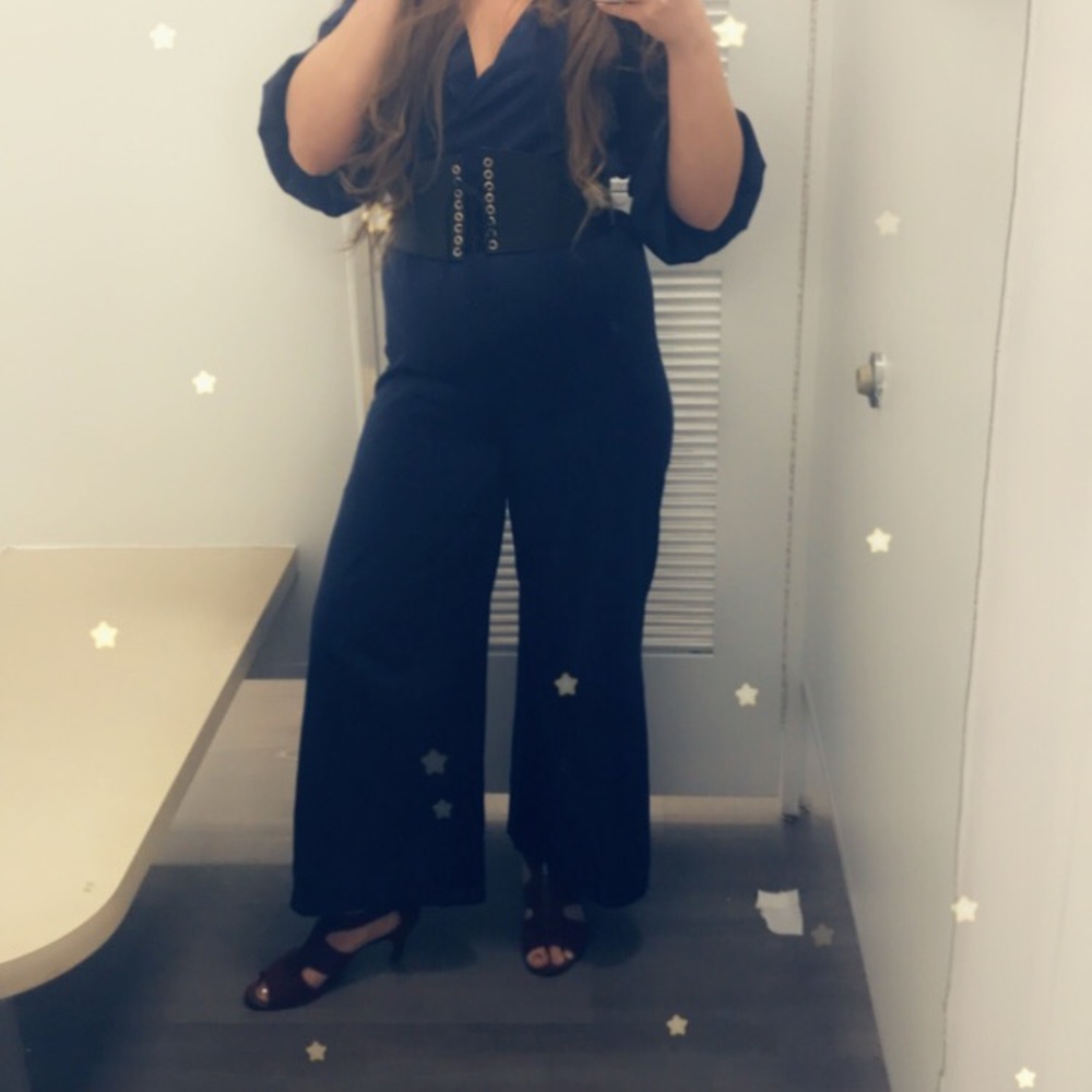 BGNGMaxazria Satin jumpsuit/romper